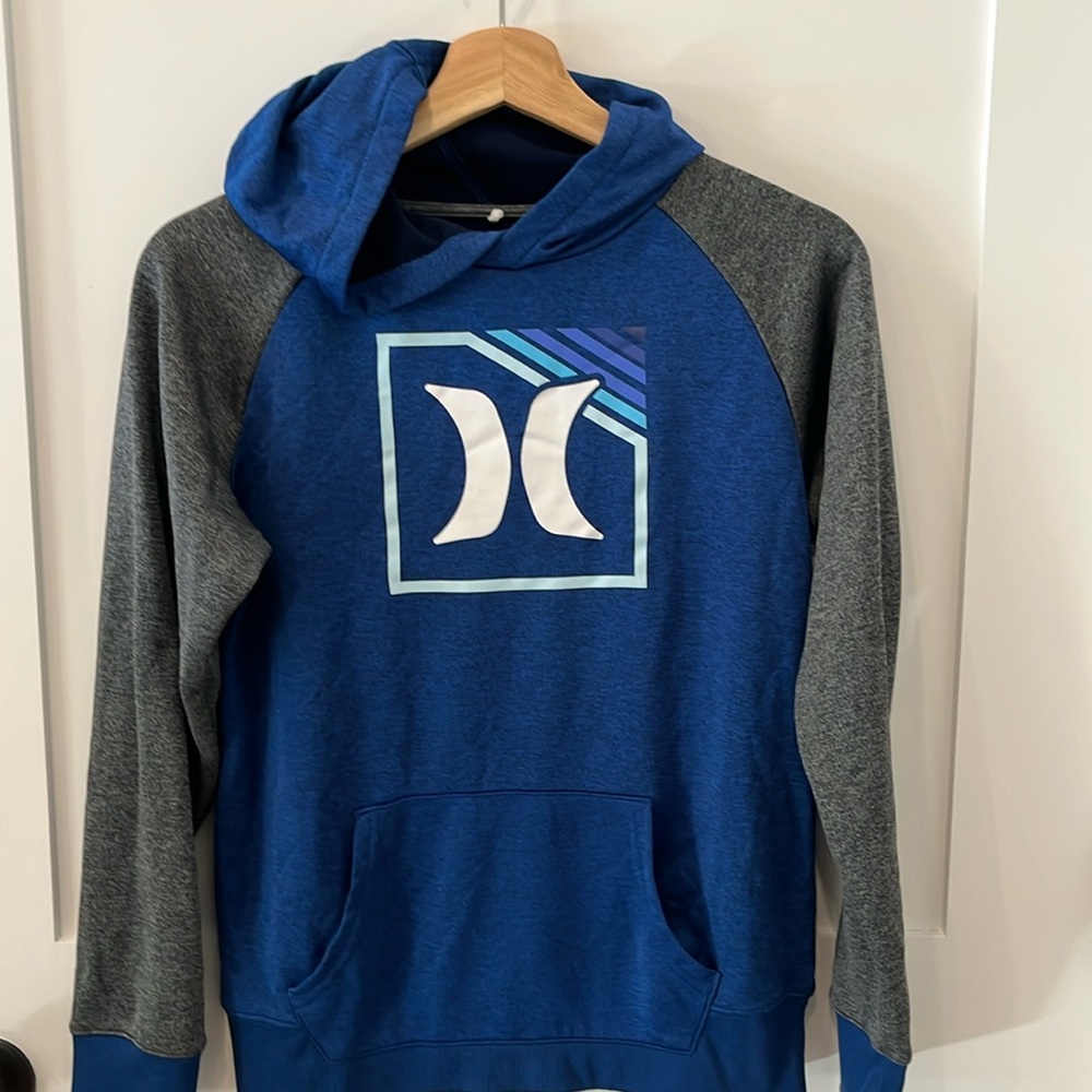 Boys lightweight Hurley sweatshirt, worn one time. Sz L 14/16